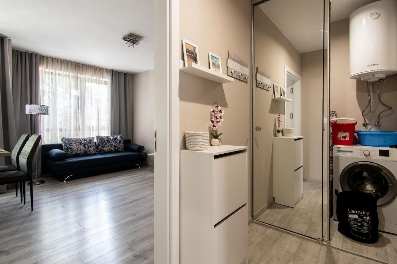 Cozy Flats Nearby Center Free Park Area Apartment Varna ภายนอก รูปภาพ