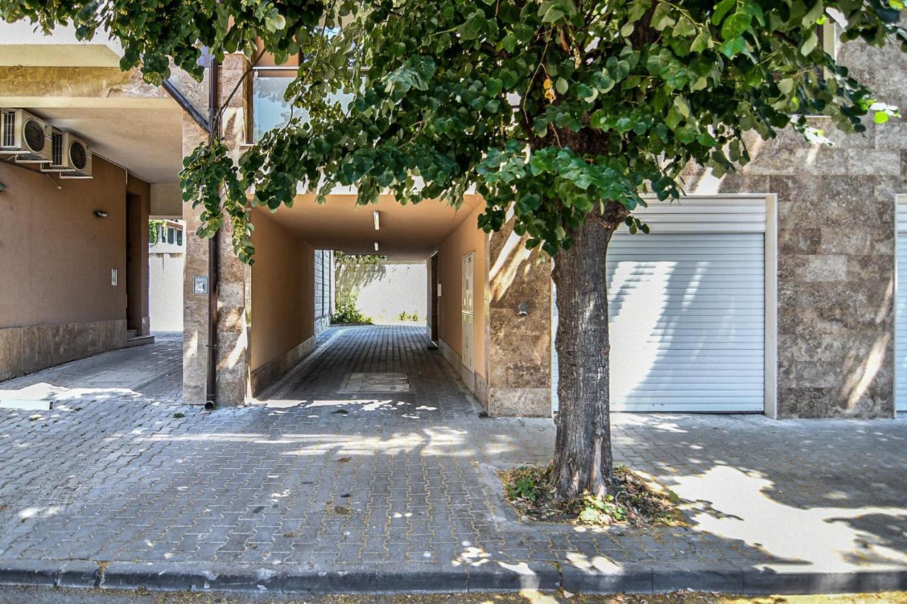 Cozy Flats Nearby Center Free Park Area Apartment Varna ภายนอก รูปภาพ