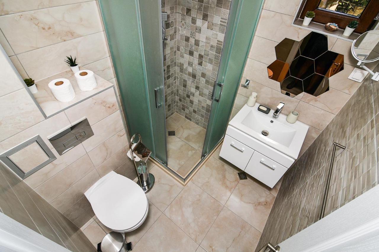 Cozy Flats Nearby Center Free Park Area Apartment Varna ภายนอก รูปภาพ